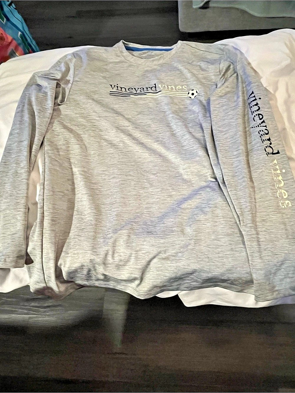 Vineyard Vines Youth Large 16 Performance Long Sleeve Soccer Graphic Shirt Gray